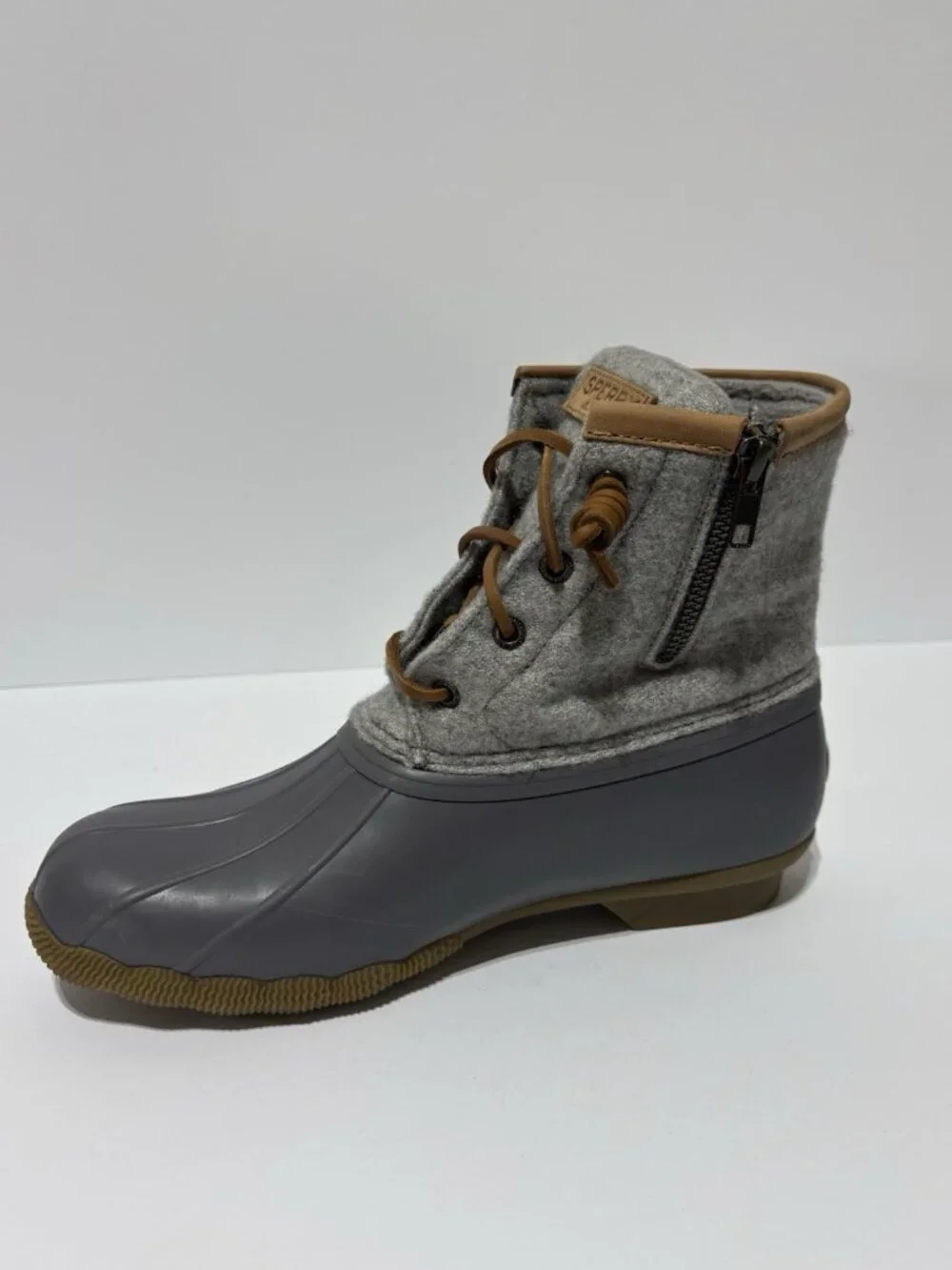 Sperry Women’s Saltwater Wool Rubber Grey Winter Boots, Size 8 M
